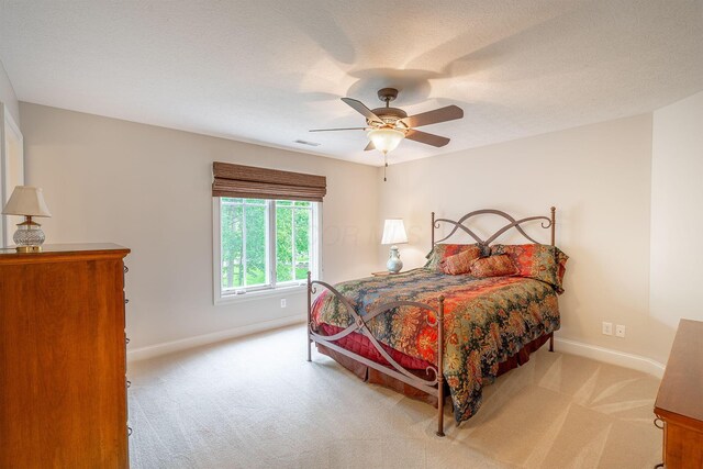 7699 Clear Creek Ct, Blacklick, OH 43004 - bedroom with carpet floors, baseboards, and a ceiling fan
