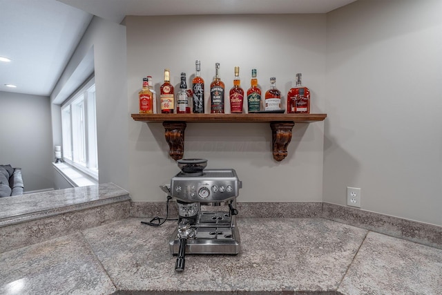 7699 Clear Creek Ct, Blacklick, OH 43004 - detailed view of recessed lighting