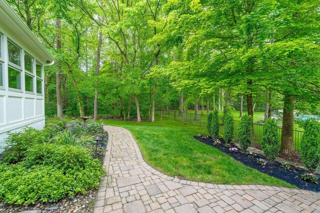 7699 Clear Creek Ct, Blacklick, OH 43004 - view of yard