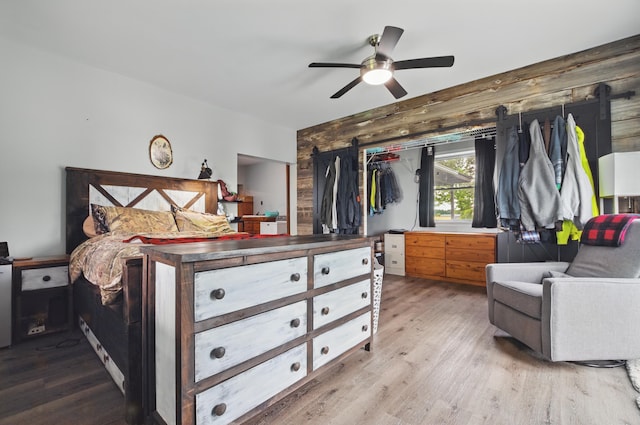 1282 Taylortown Rd, Mansfield, OH 44903 - bedroom featuring wood finished floors and a ceiling fan