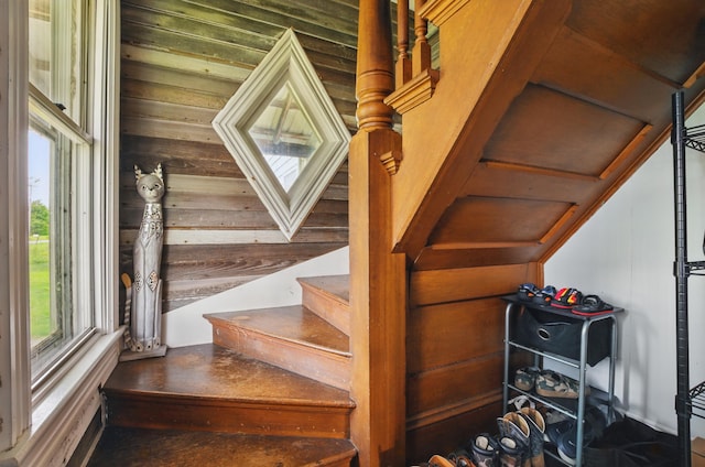 1282 Taylortown Rd, Mansfield, OH 44903 - view of stairs