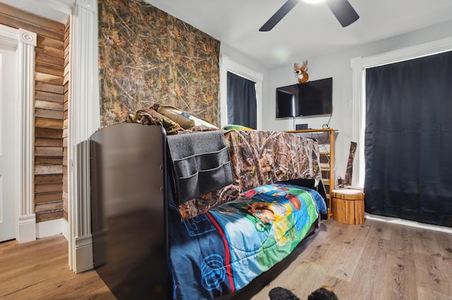 1282 Taylortown Rd, Mansfield, OH 44903 - bedroom featuring wood finished floors and ceiling fan