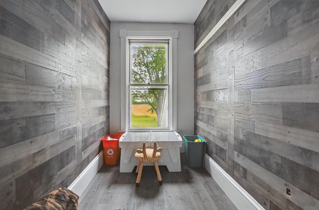 1282 Taylortown Rd, Mansfield, OH 44903 - bathroom featuring wood finished floors