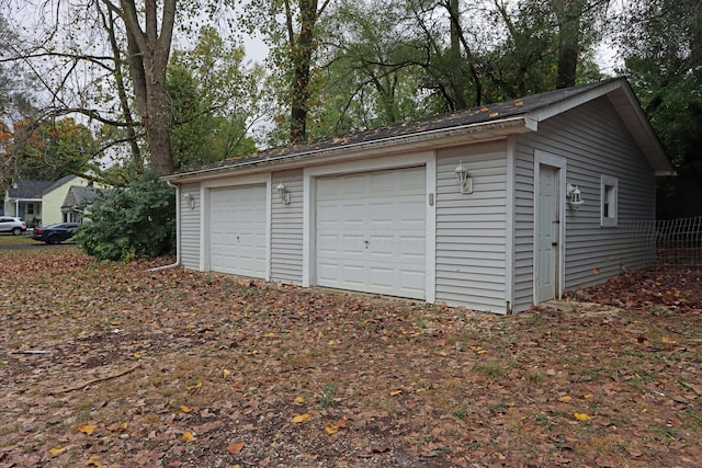301 W Marion St, Mount Gilead, OH 43338 - view of detached garage