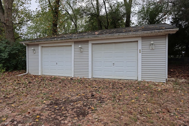 301 W Marion St, Mount Gilead, OH 43338 - view of detached garage