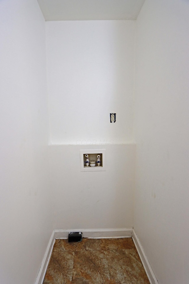 301 W Marion St, Mount Gilead, OH 43338 - laundry area featuring hookup for a washing machine and baseboards