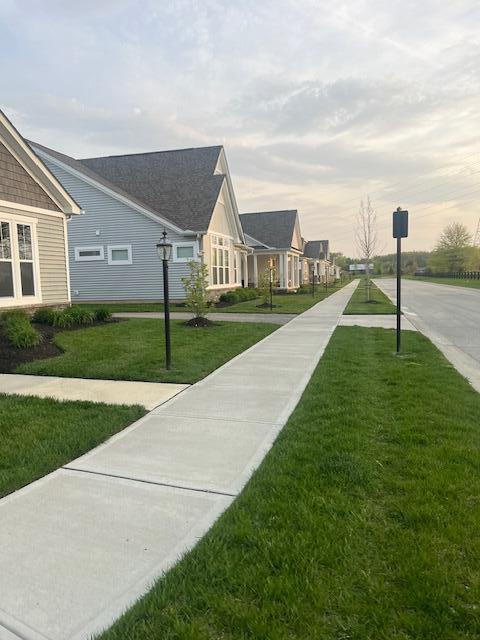 5609 Jessica Ln, Powell, OH 43065 - photo 1