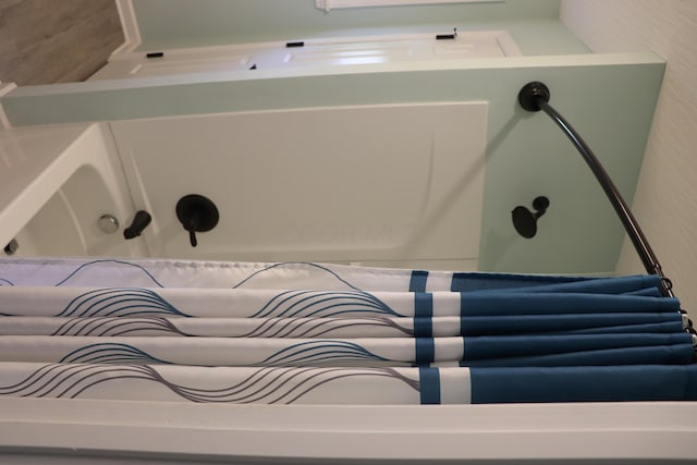 187 Twin Creek Way, Lancaster, OH 43130 - view of full bath