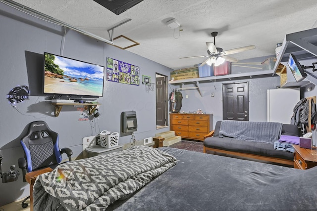 14609 Hock Hocking Rd, Logan, OH 43138 - bedroom featuring a textured ceiling and ceiling fan