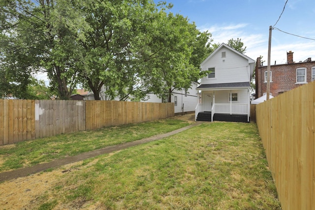 1676 Parsons Ave, Columbus, OH 43207 - view of yard featuring covered porch