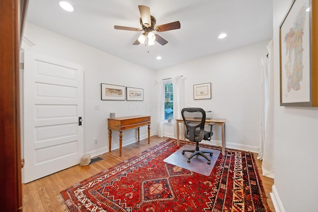 663 Wilson Ave, Columbus, OH 43205 - office area featuring ceiling fan, wood finished floors, baseboards, and recessed lighting
