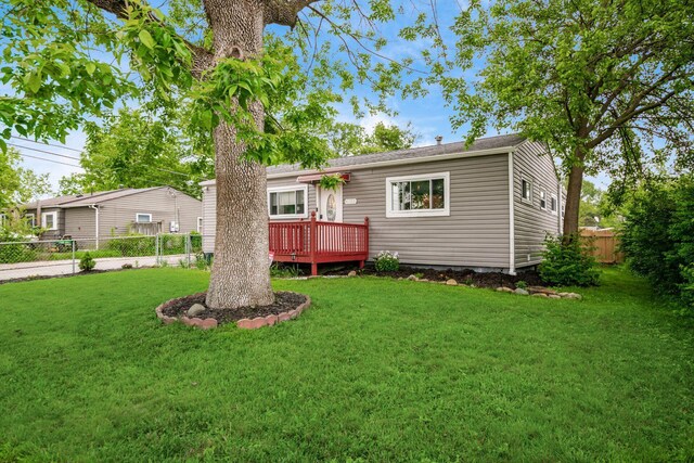 4351 Broadhurst Dr, Columbus, OH 43213 - single story home featuring a wooden deck