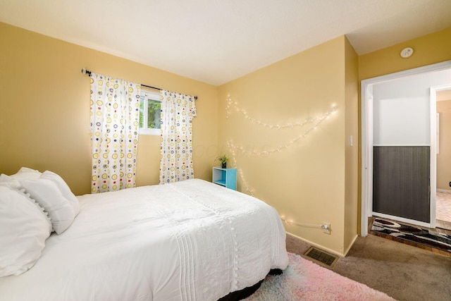 4351 Broadhurst Dr, Columbus, OH 43213 - bedroom featuring carpet and baseboards