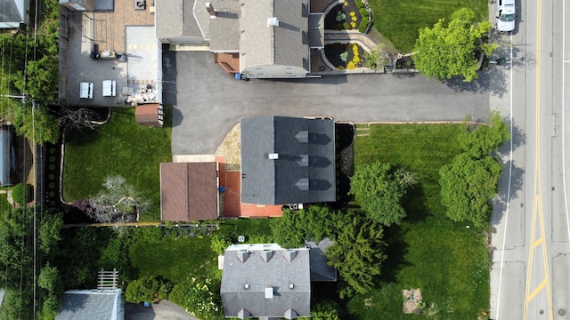 644 Eastmoor Blvd, Columbus, OH 43209 - drone / aerial view