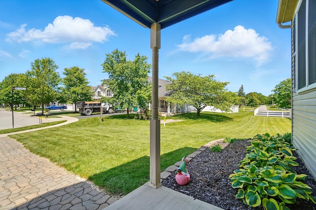 1627 Metcalfe Ave, Columbus, OH 43207 - view of grassy yard