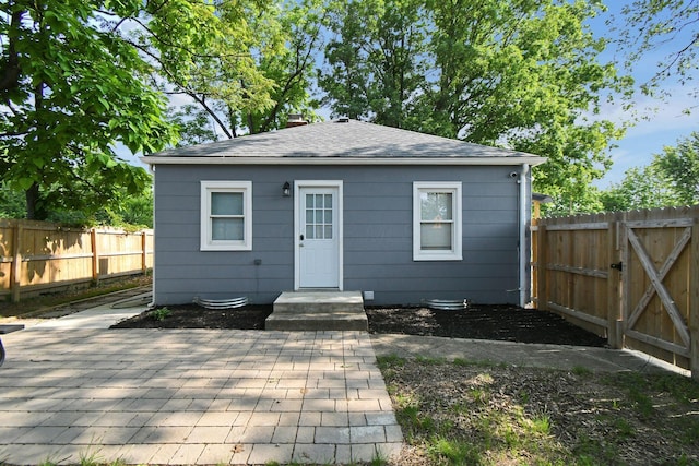 2567 Joyce Ave, Columbus, OH 43211 - view of outdoor structure with a fenced backyard