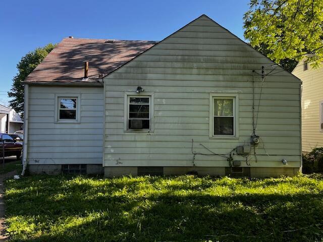 1231 E 23rd Ave, Columbus, OH 43211 - view of side of property