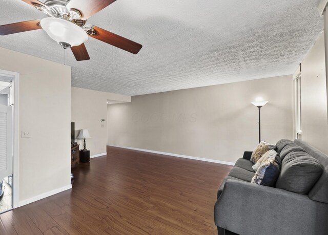 4796 Crazy Horse Ln, Westerville, OH 43081 - photo 5