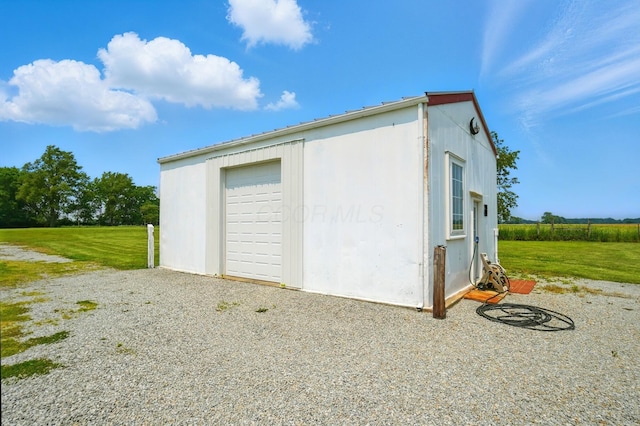 8430 Patterson Rd, Hilliard, OH 43026 - garage with driveway