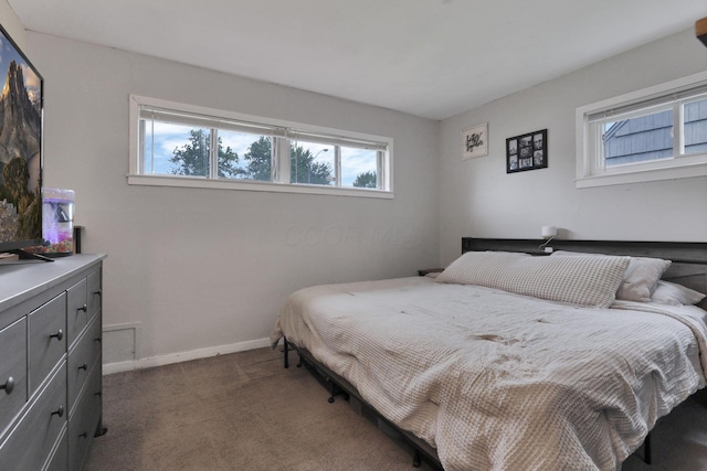 2971 Wendy Ln, Grove City, OH 43123 - carpeted bedroom featuring baseboards