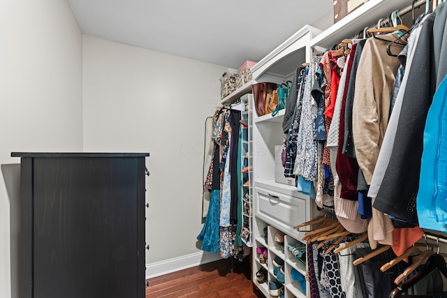 3531 Colchester Rd, Upper Arlington, OH 43221 - spacious closet with wood finished floors