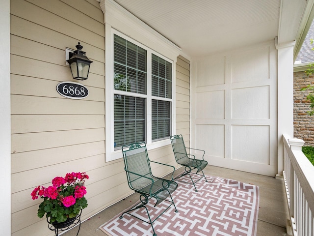 6868 Beltain Ln Unit 37B, Dublin, OH 43016 - view of covered porch