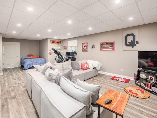 6868 Beltain Ln Unit 37B, Dublin, OH 43016 - living room with light wood-type flooring, baseboards, and recessed lighting