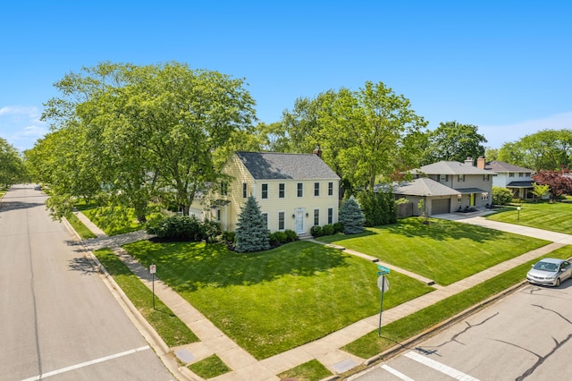 3985 Glenda Pl, Upper Arlington, OH 43220 - view of front facade with a front yard