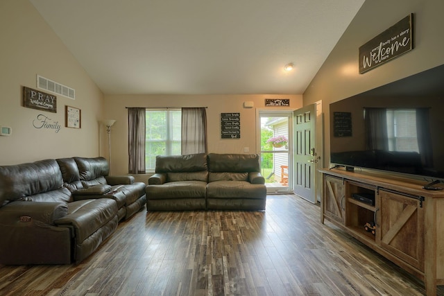 9805 Beaver Pike, Jackson, OH 45640 - living area with wood finished floors and high vaulted ceiling
