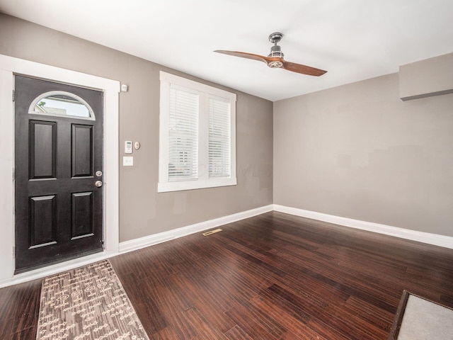 533 Stewart Ave, Columbus, OH 43206 - entrance foyer featuring a ceiling fan, baseboards, and dark wood-type flooring