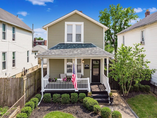 533 Stewart Ave, Columbus, OH 43206 - view of front of home featuring a porch and a shingled roof