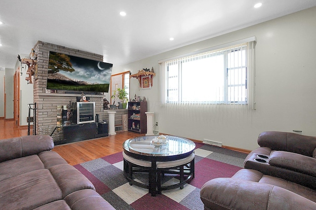 1067 Bronwyn Ave, Columbus, OH 43204 - living area with wood finished floors, recessed lighting, and baseboards