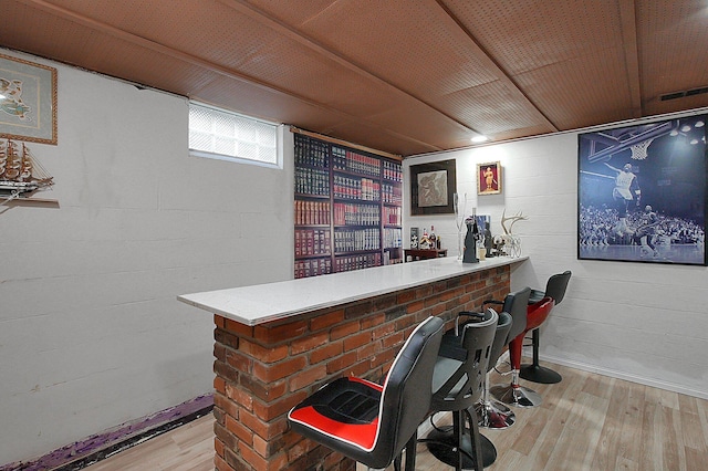 1067 Bronwyn Ave, Columbus, OH 43204 - indoor dry bar featuring light wood-style floors