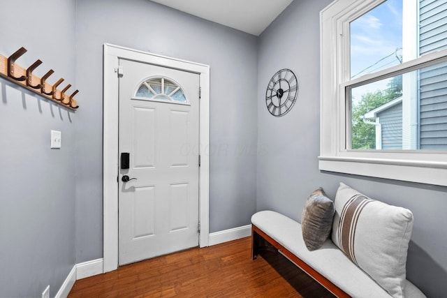 731 Siebert St, Columbus, OH 43206 - entrance foyer with baseboards and wood finished floors
