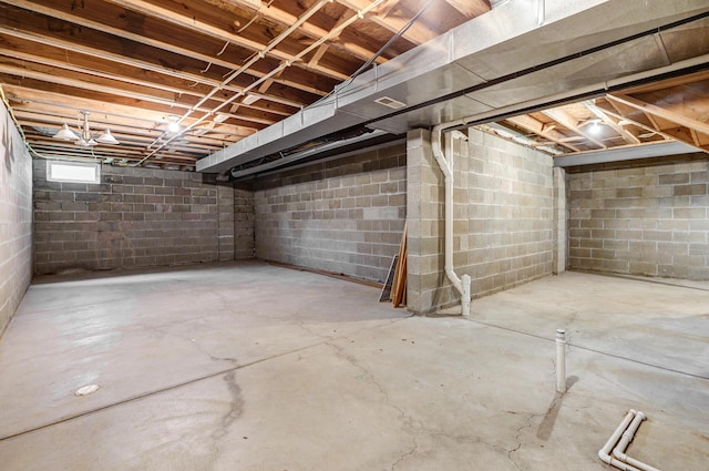 2378 Myrtle Valley Dr, Columbus, OH 43228 - view of below grade area