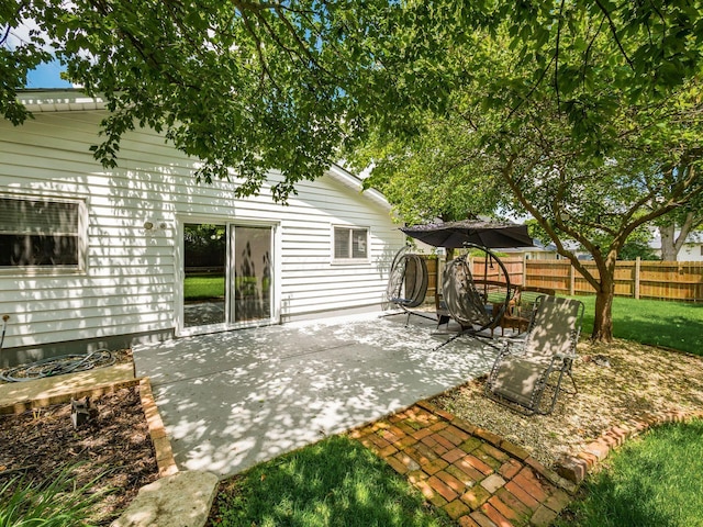 193 W Pearl St, West Jefferson, OH 43162 - view of patio / terrace