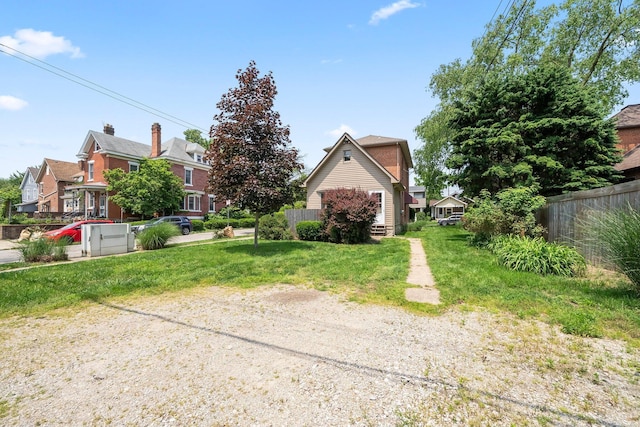 41 Hanford St, Columbus, OH 43206 - view of yard