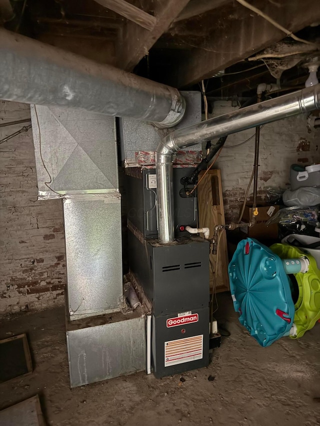 205 Walnut St, Circleville, OH 43113 - utility room featuring heating unit