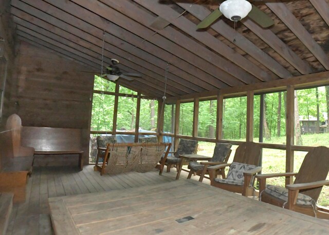 311 Chinook Ln, Sugar Grove, OH 43155 - sunroom featuring a ceiling fan