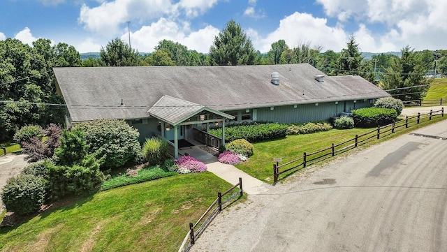 311 Chinook Ln, Sugar Grove, OH 43155 - view of front of property