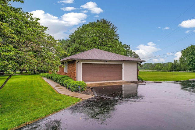 5786 Thompson Rd, Columbus, OH 43230 - view of detached garage