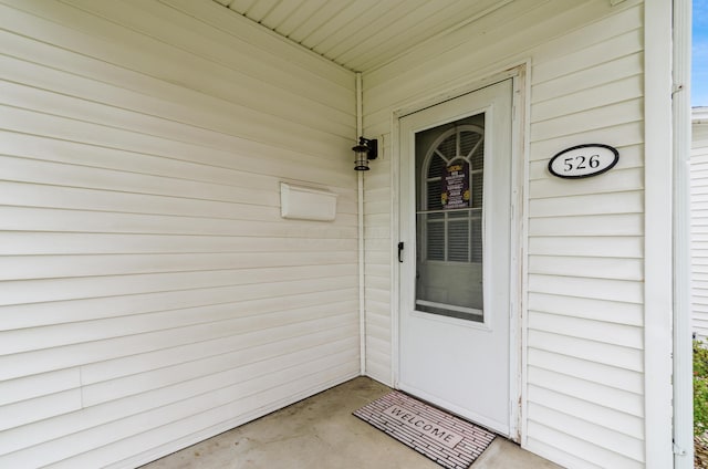 526 N Columbus St, Lancaster, OH 43130 - view of doorway to property