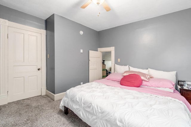 526 N Columbus St, Lancaster, OH 43130 - bedroom featuring carpet, a ceiling fan, and baseboards