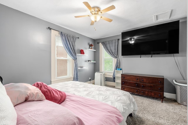 526 N Columbus St, Lancaster, OH 43130 - bedroom featuring carpet floors, baseboards, and a ceiling fan