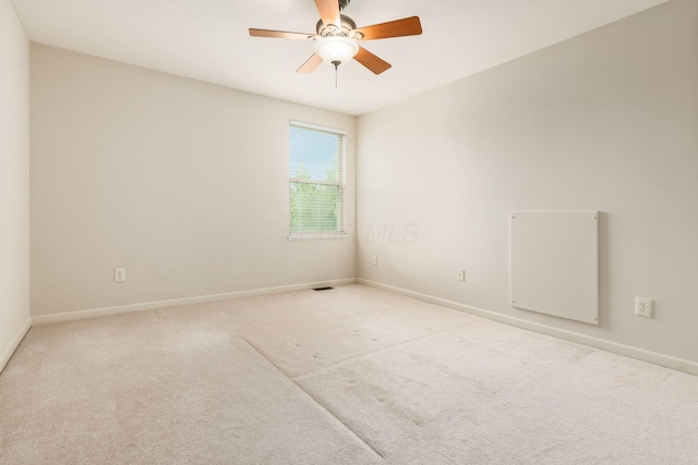 7019 Blakemore Ln, Dublin, OH 43016 - unfurnished room with ceiling fan, baseboards, and carpet