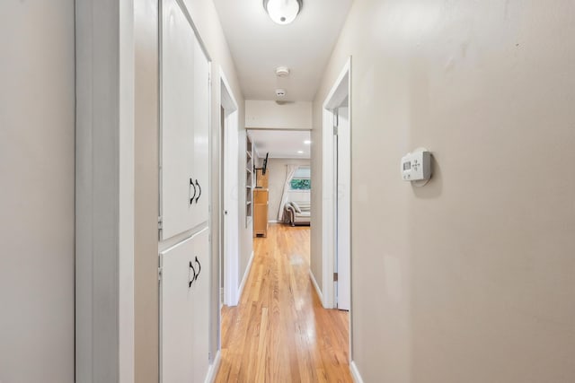 316 Westview Ave, Columbus, OH 43214 - hall featuring light wood-style flooring and baseboards