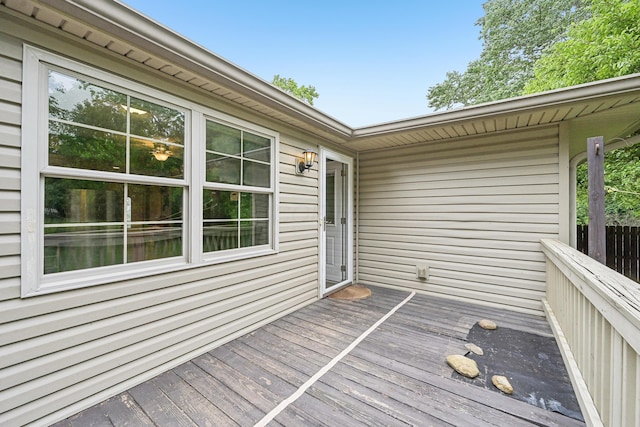 316 Westview Ave, Columbus, OH 43214 - view of wooden terrace