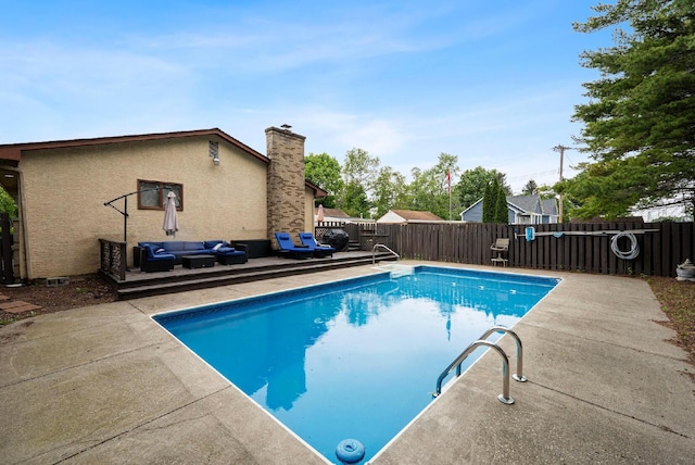 300 Stockbridge Rd, Columbus, OH 43207 - view of swimming pool featuring an outdoor living space, a fenced backyard, and a patio area