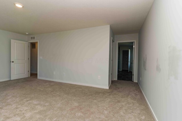 5914 Damsel Dr, Columbus, OH 43232 - carpeted empty room featuring baseboards