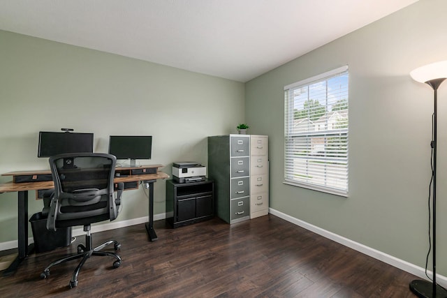 118 Firestone Dr, Delaware, OH 43015 - office area featuring dark wood-style flooring and baseboards